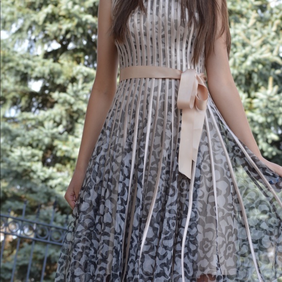 Fancy Dress  sell - Picture 1 of 3